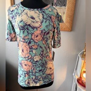 NWT!! 💙🧡 LuLaRoe Floral Short Sleeve Top - Blue and Orange
